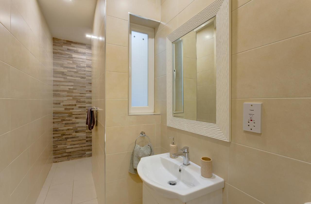 מסידה Centric And Modern Penthouse Close To Amenities מראה חיצוני תמונה